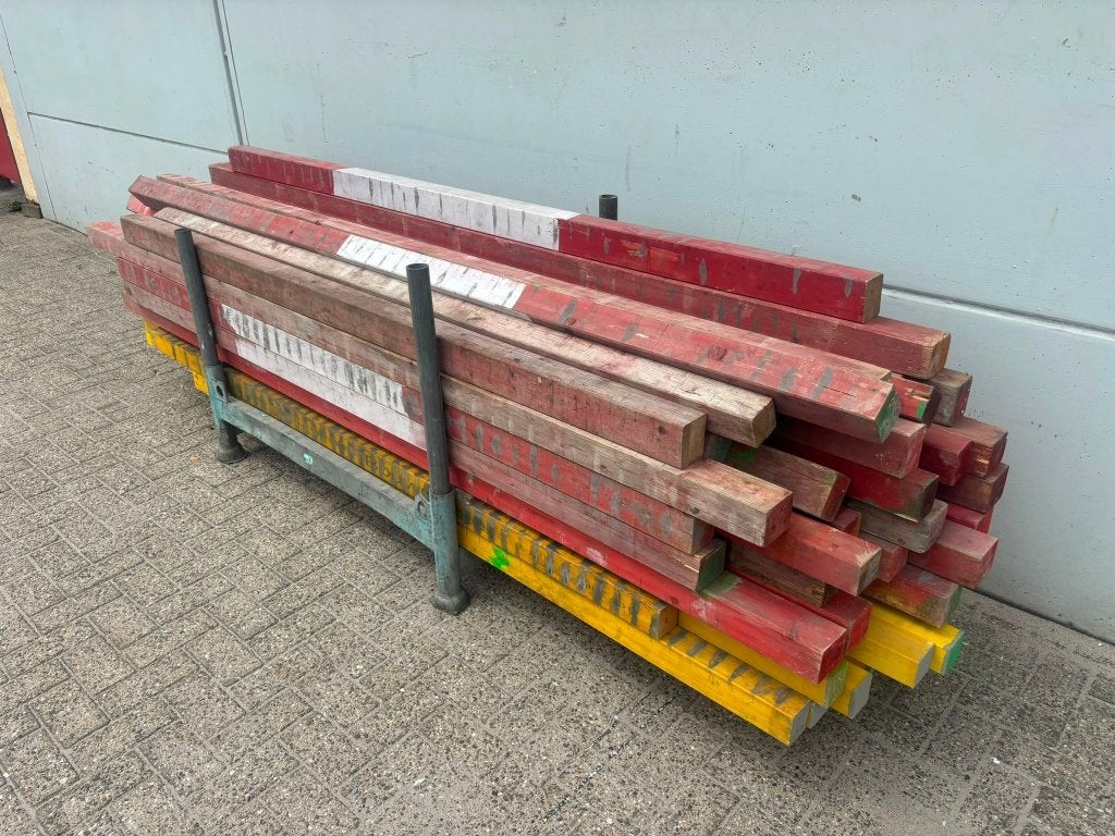 Houten metselprofielen - 240 tot 295 cm - ca. 60 stuks!, Ophalen, Gebruikt, Bakstenen