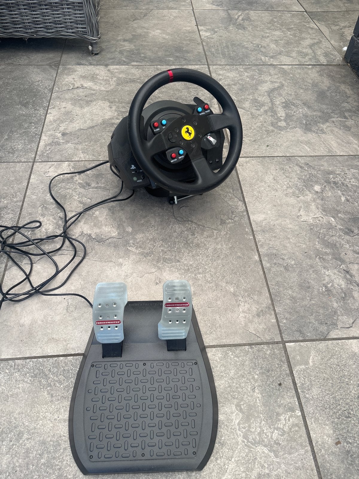 Thrustmaster T300 Ferrari Integral Racing Wheel Alcantara Ed, Ophalen of Verzenden, Gebruikt