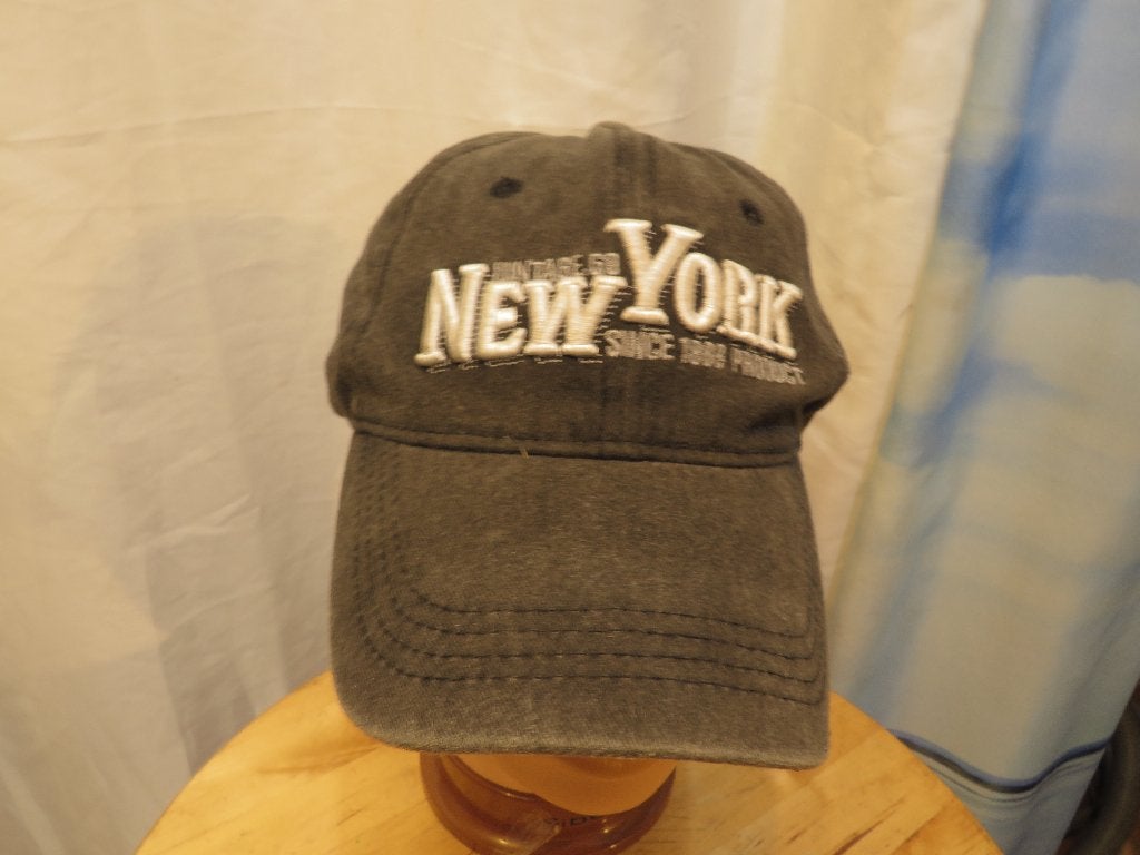 grijze spijkerpet vintage go new York Versoli, Versoli, One size fits all, Ophalen of Verzenden, Pet