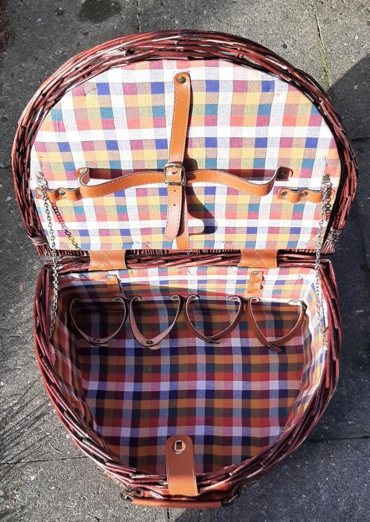 PICKNICKMAND riet rieten Mand servies picknick vintage, Ophalen of Verzenden, Gebruikt, Zonder inhoud