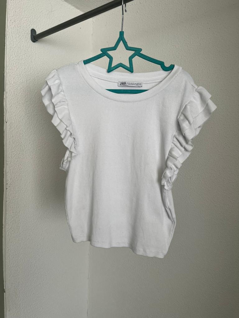 Top wit met ruffles maat S Zara, Wit, Ophalen of Verzenden, Zo goed als nieuw, Maat 36 (S)