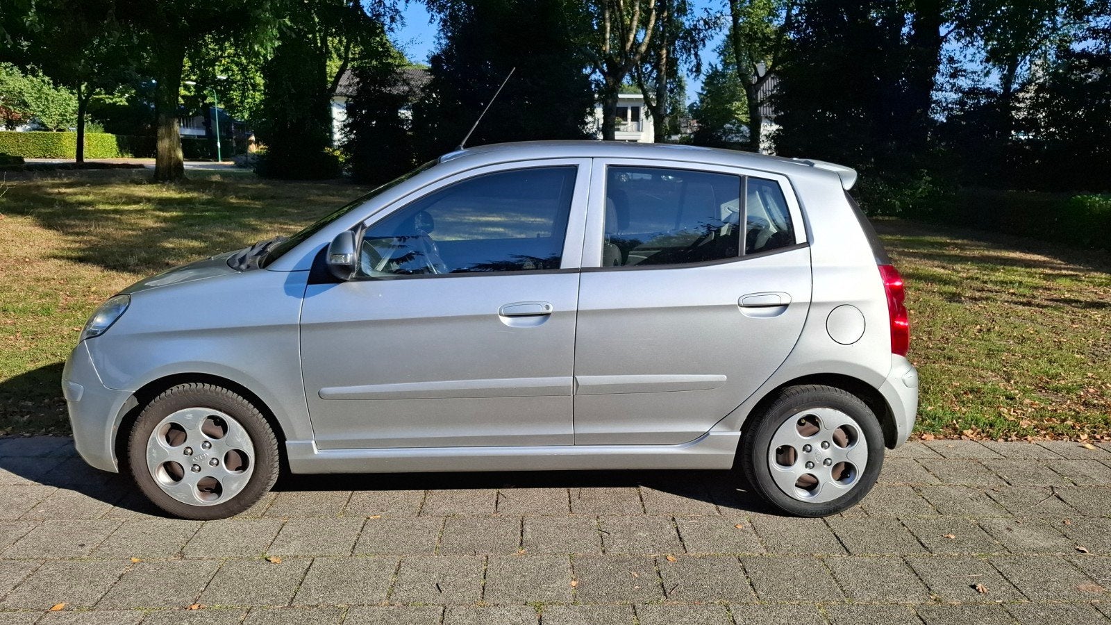 Kia Picanto 1.1 AUT 2009 Grijs, Auto's, Kia, 4 cilinders, Origineel Nederlands, 400 kg, Particulier