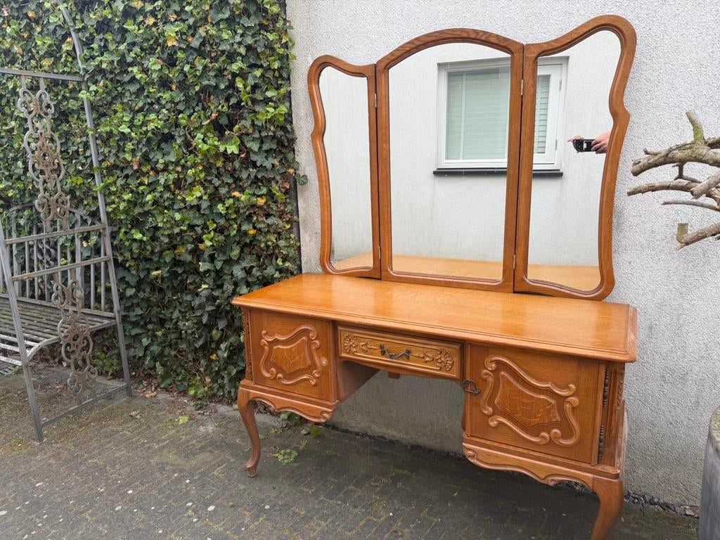 VERKOCHT Kaptafel make up bureau, Ophalen, Gebruikt, 100 tot 150 cm, Queen-ann