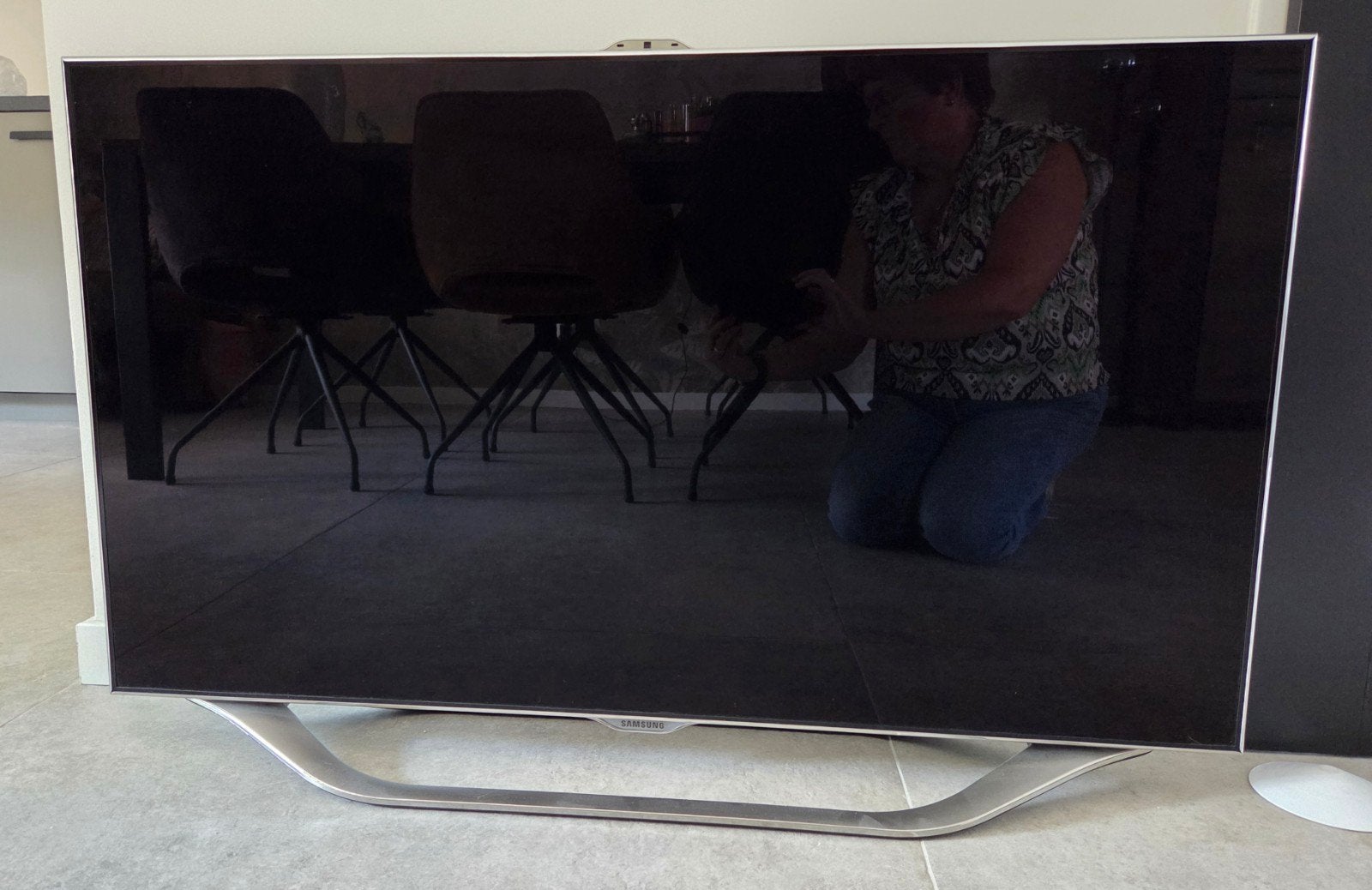 Samsung  Smart TV 118 cm met afstandsbediening, Ophalen, 50 Hz, Samsung, 100 cm of meer