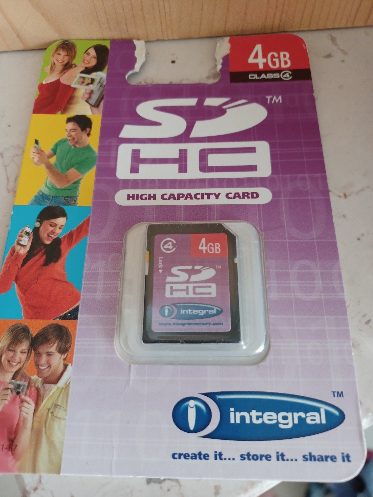 Integral SDHC 4GB Class 4 Geheugenkaart  nieuw, Audio, Tv en Foto, Nieuw, Ophalen of Verzenden, Fotocamera, Integral