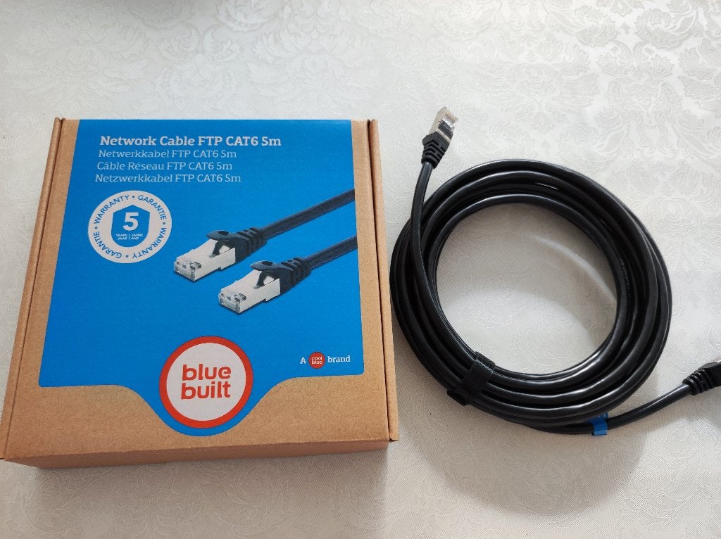 Netwerkkabel 5 meter FTP cat6 / Bluebuilt / nieuw in doos, Computers en Software, Pc- en Netwerkkabels, Ophalen of Verzenden, Nieuw