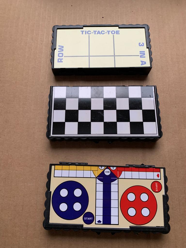 3 Reisspellen in 1: Schaken, Ludo, Boter-kaas-en-eieren, Een of twee spelers, Ophalen of Verzenden, Gebruikt, Reisspel
