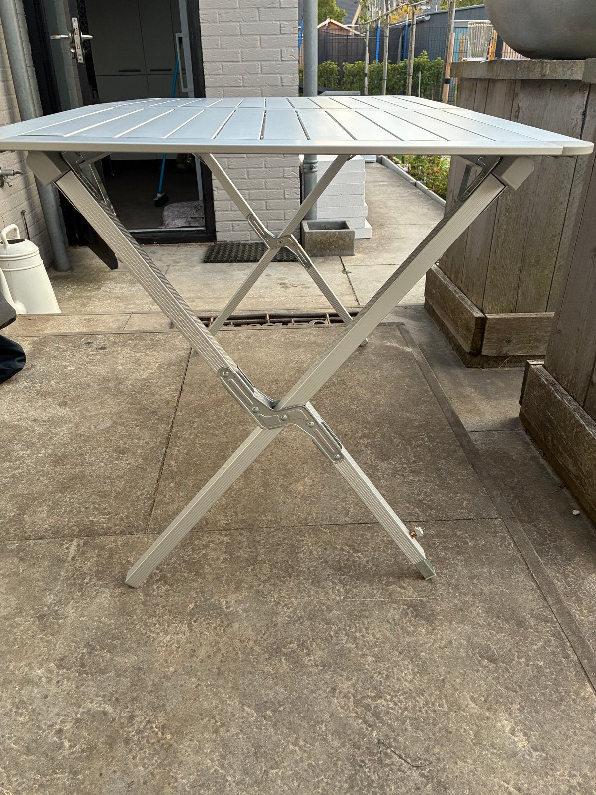 Campart Campingtafel Opvouwbaar, lichtgewicht, Ophalen, Zo goed als nieuw