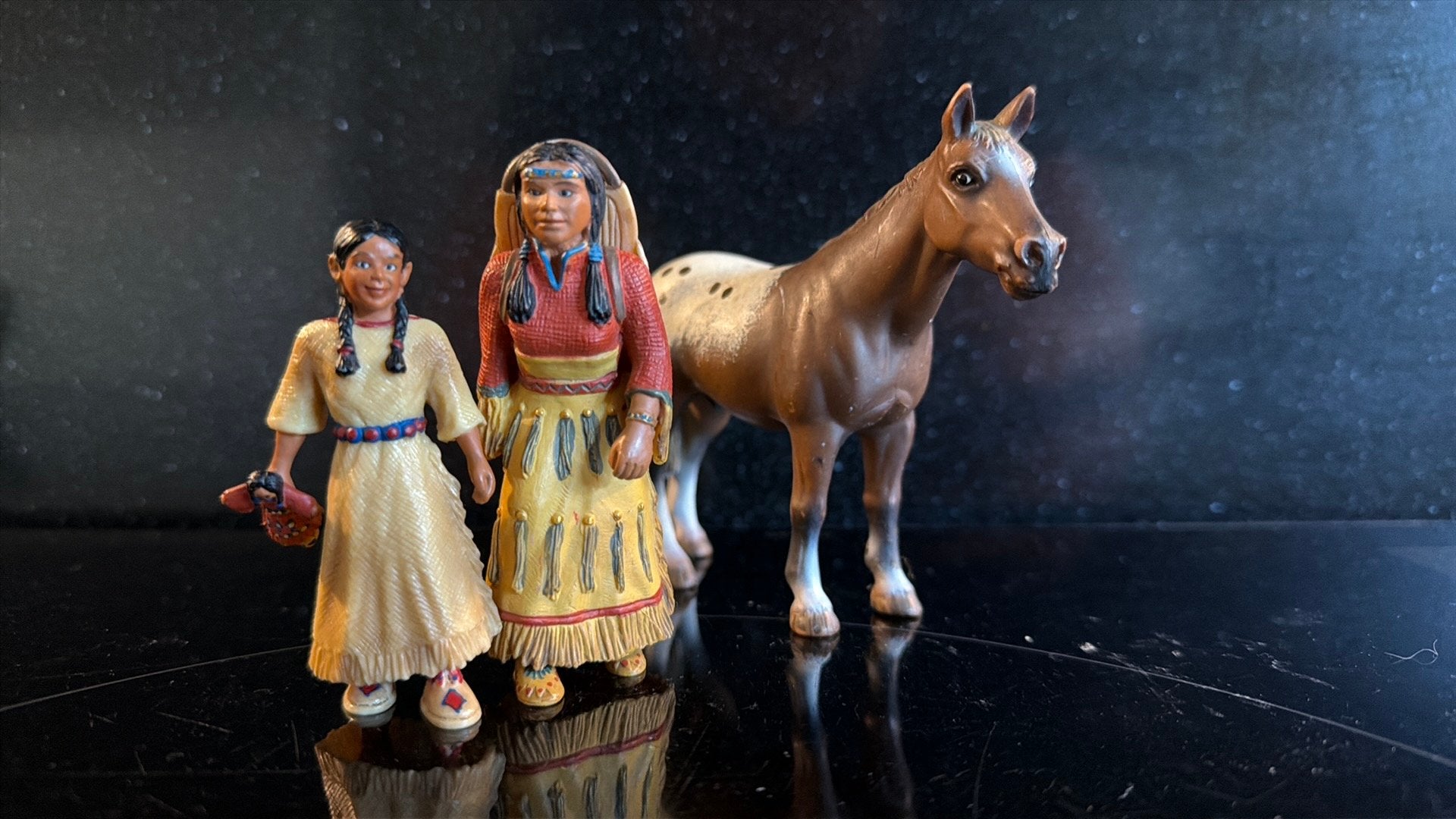 Schleich Wildwest: Sioux moeder + dochter + paard, Ophalen of Verzenden, Zo goed als nieuw