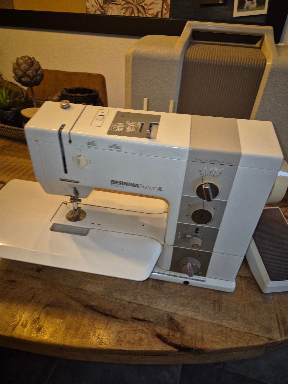 Bernina Record 830 naaimachine - motor defect, Ophalen, Gebruikt, Naaimachine, Bernina