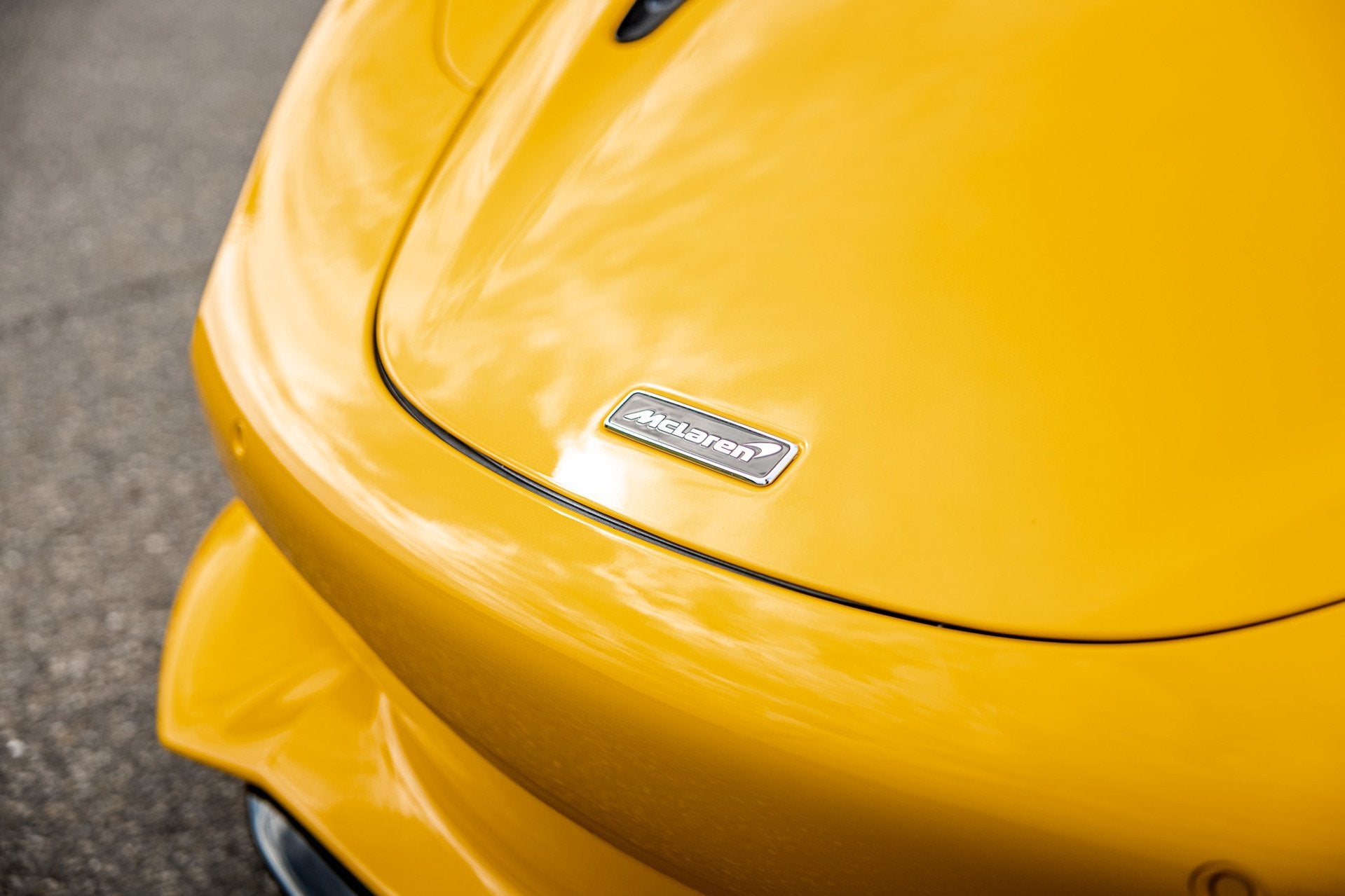 McLaren 750S Spider / Vulcano Yellow / Lift System / Elektro, Auto's, Automaat, Dealer onderhouden, Achterwielaandrijving, Gebruikt