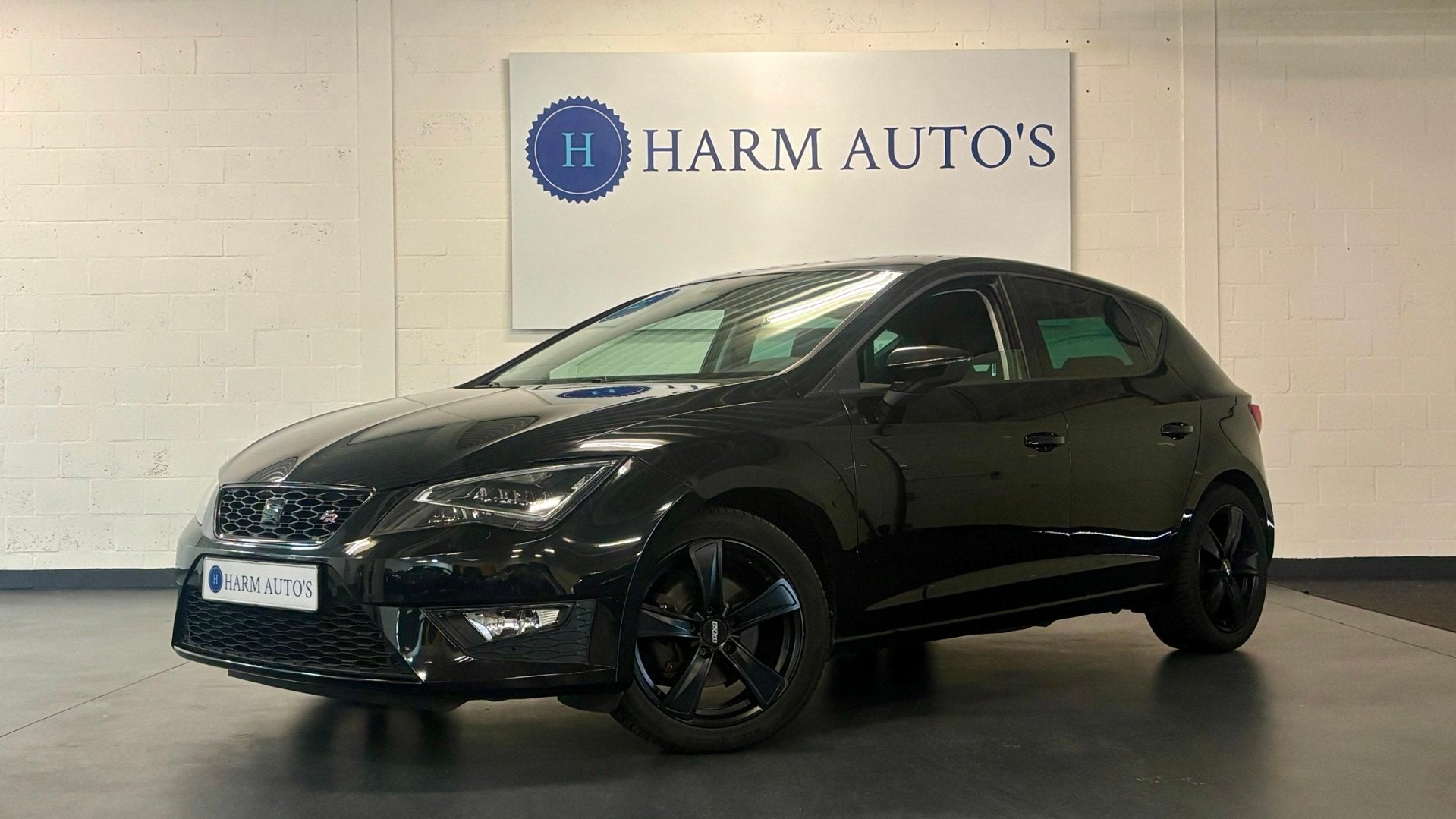 SEAT Leon 1.4 EcoTSI FR 150pk DSG Navi / LED / Cruise / Trek, Gebruikt, Zwart, 4 cilinders, 150 pk