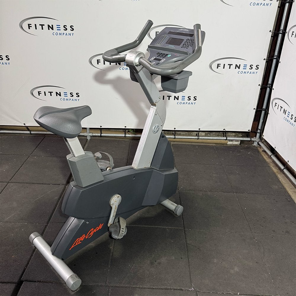 LifeFitness- LifeCycle- Upright Bike, Ophalen of Verzenden, Zo goed als nieuw, Benen, Overige typen