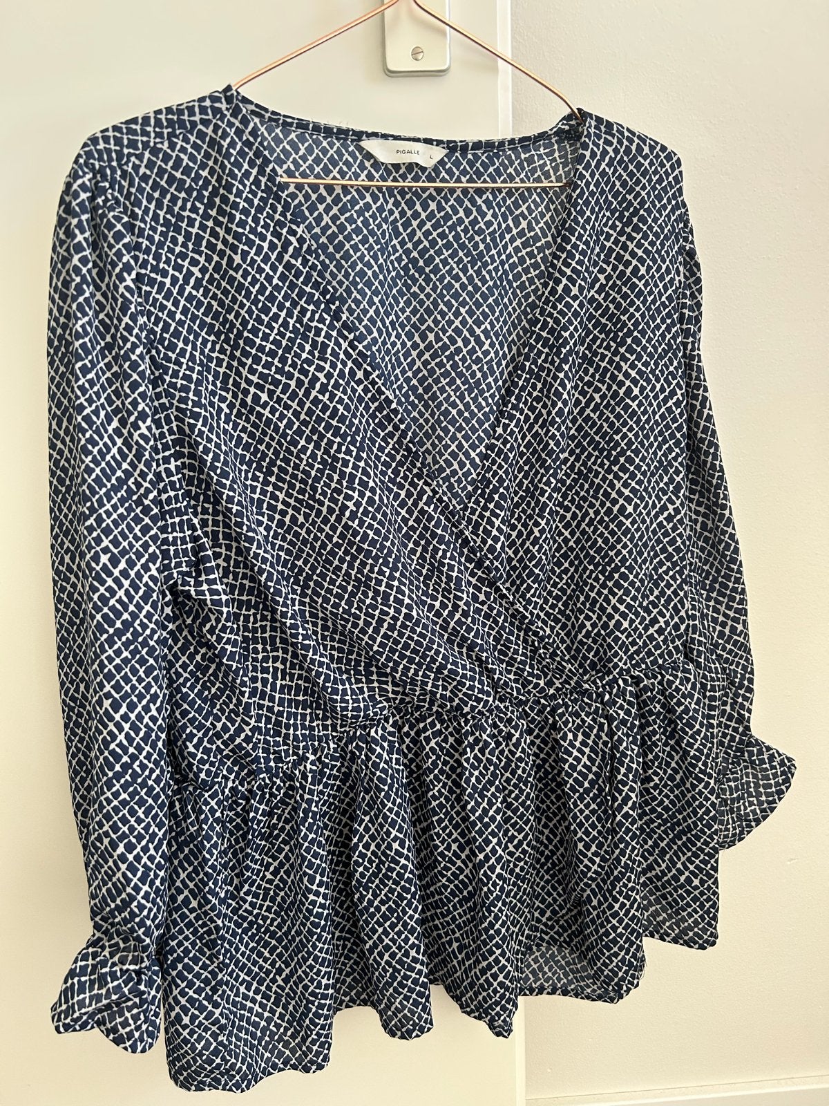 Pigalle blouse met print - Maat L, Ophalen of Verzenden, Zo goed als nieuw, Maat 42/44 (L), Blauw