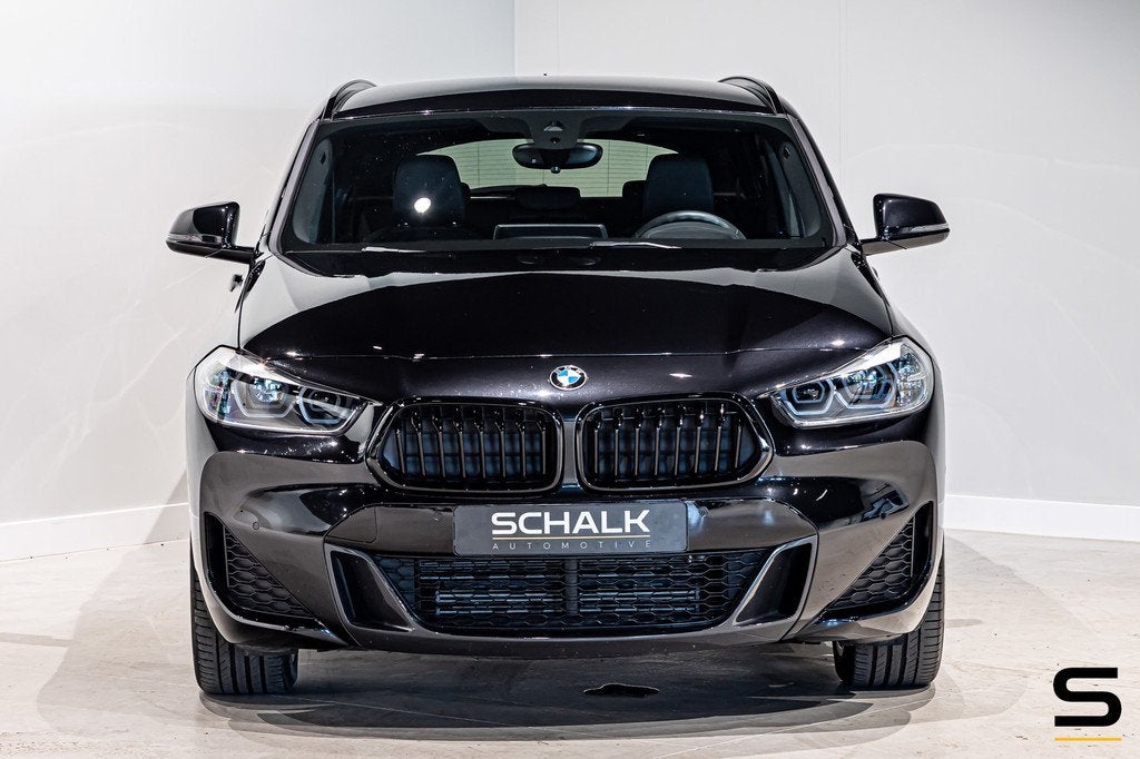 BMW X2 SDrive20i High Executive|M-sport|StoelV|DealerOnderho, Auto's, BMW, 1998 cc, X2, 1800 kg, 4 cilinders
