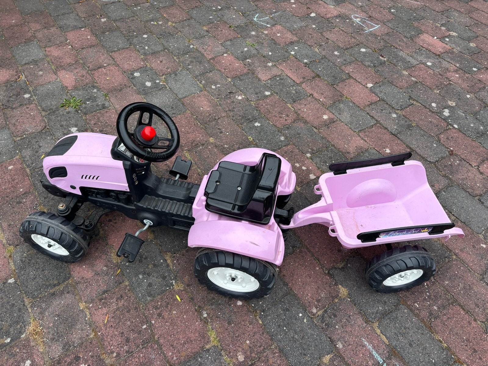 Kleine roze traptractor met kar, Kinderen en Baby's, Speelgoed | Buiten | Voertuigen en Loopfietsen, Ophalen, Gebruikt