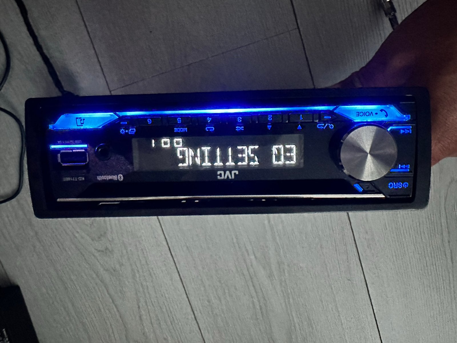JVC KD-T716BT CD-ontvanger met Bluetooth, Auto diversen, Ophalen, Zo goed als nieuw