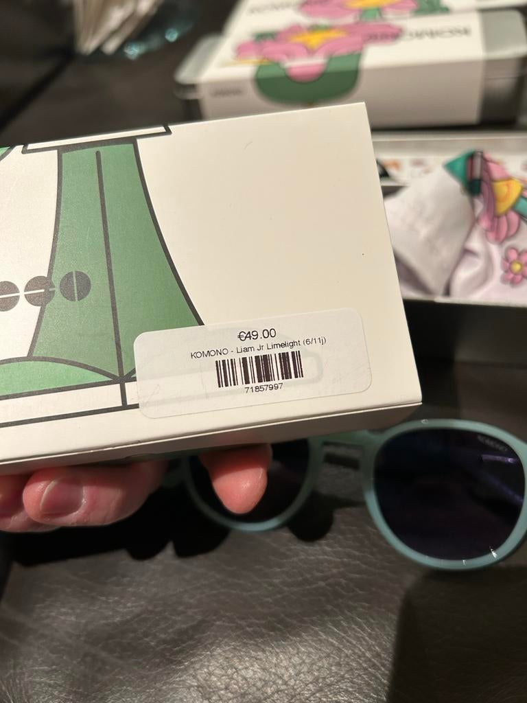 Komono Liam Jr Limelight Zonnebril - Nieuw met doos, Kinderen en Baby's, Kindermode-accessoires, Ophalen of Verzenden, Nieuw