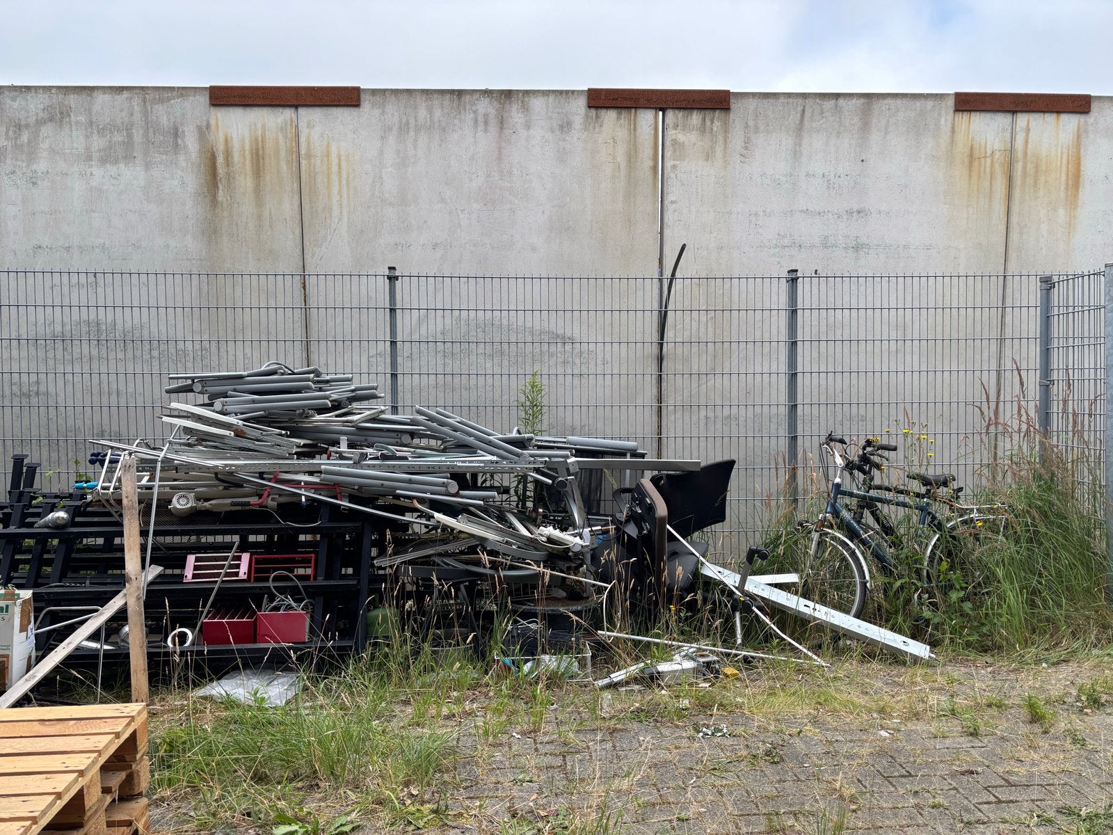 Gratis oud ijzer Diverse metalen en fiets voor schroot, Ophalen, Gebruikt