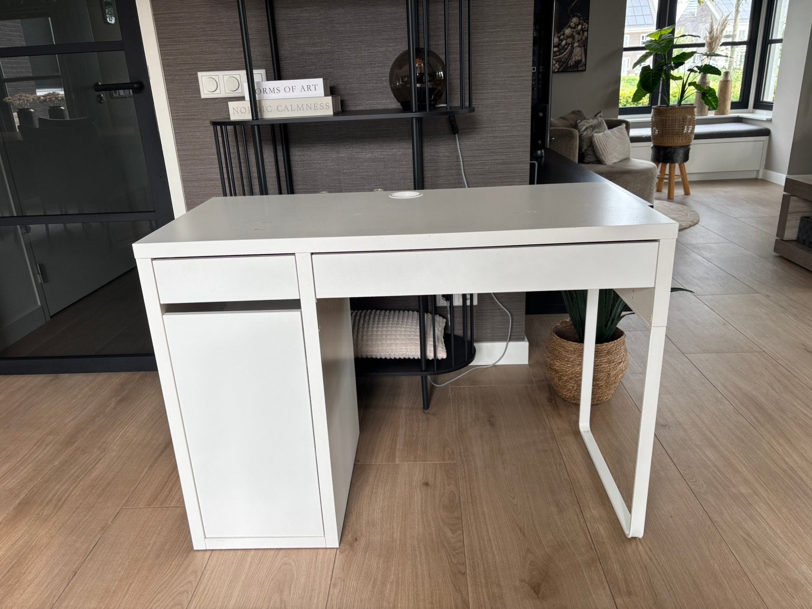 Micke bureau van Ikea 105 x 50 cm, Ophalen, 105 cm, Gebruikt, Met lades