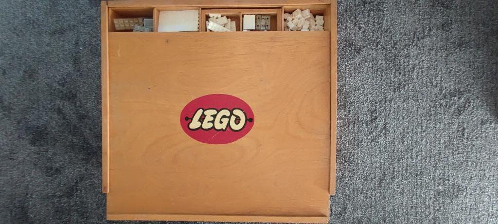 Vintage houten Legodoos met steentjes, Gebruikt, Overige thema's, Lego, Ophalen of Verzenden