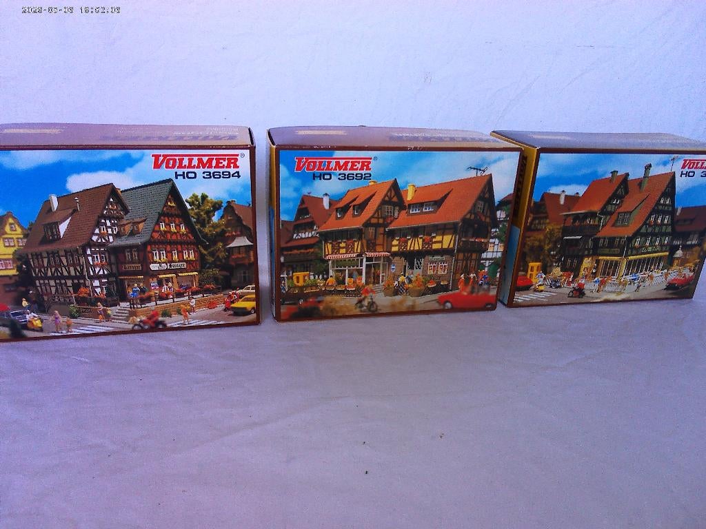 Vollmer 1-87 HO 3 nieuwe (+1) bouwpakketten v marklin, Gelijkstroom of Wisselstroom, Brug, Tunnel of Gebouw, Nieuw, Ophalen of Verzenden