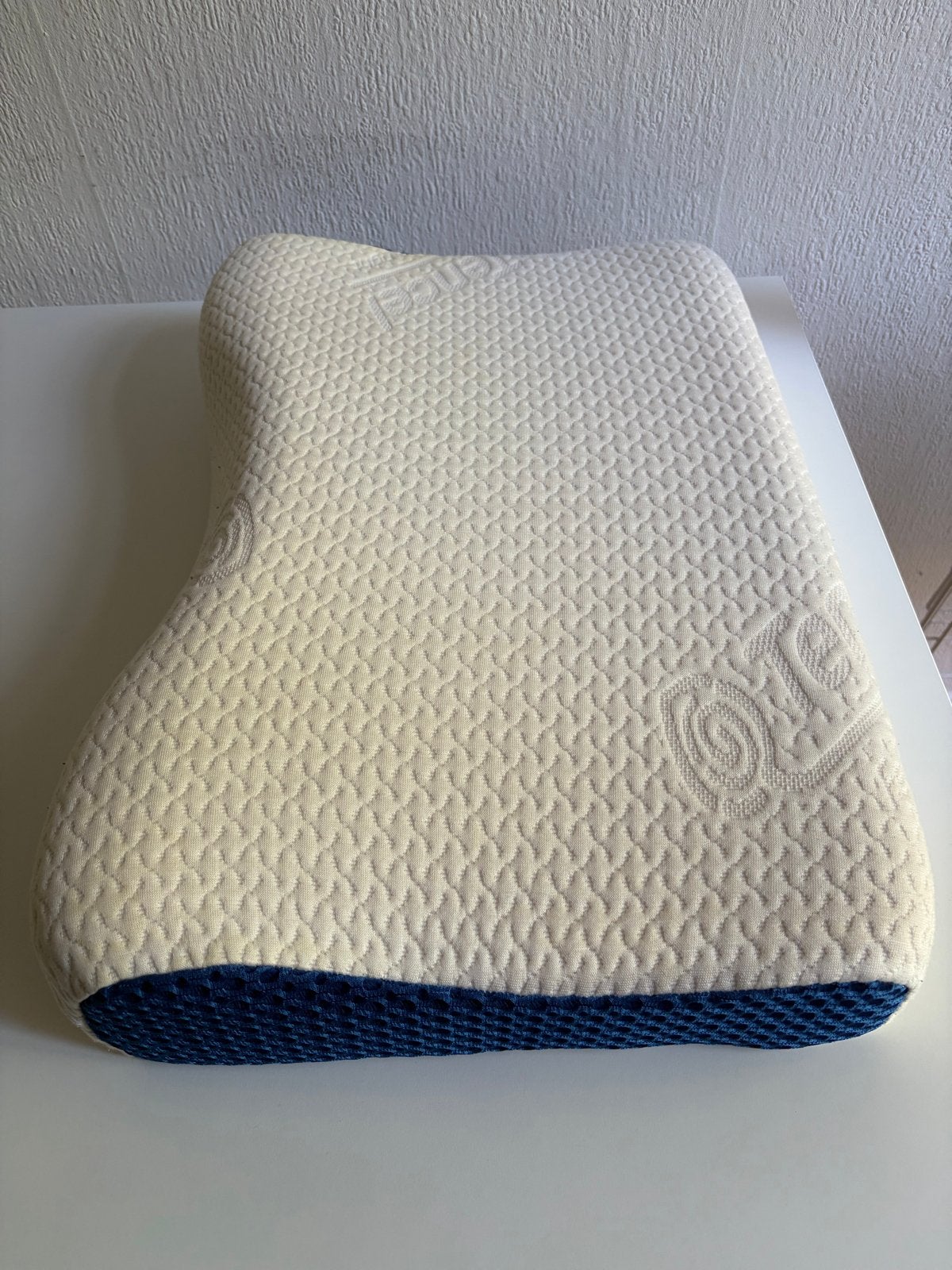 Traagschuim kussen + H&M HOME kussensloop, Ophalen, Overige merken, Jongetje of Meisje, Wit