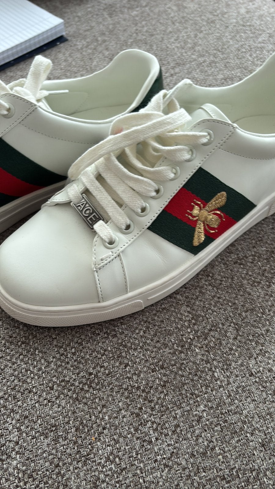 Look a like, Overige kleuren, Nieuw, Ophalen of Verzenden, Sneakers of Gympen