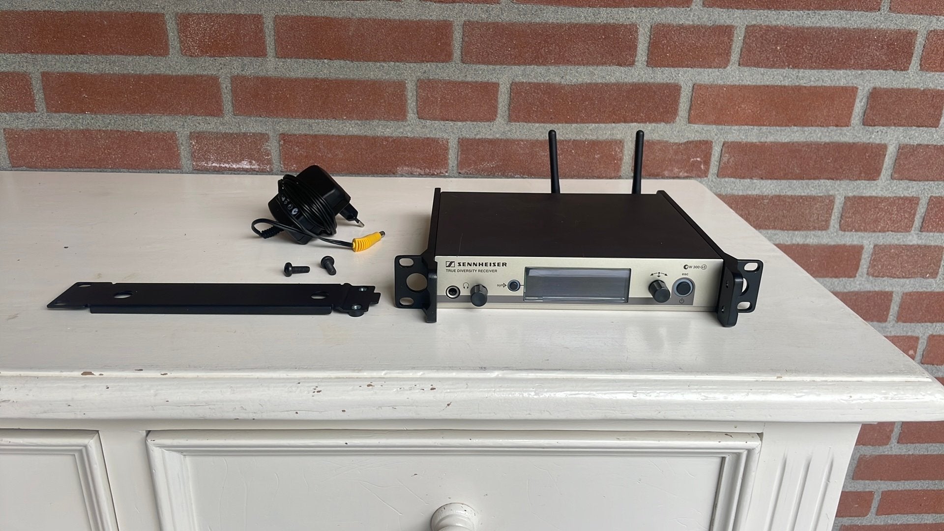 Sennheiser EW300 g3 rack ontvanger B-band 626-668mhz, Muziek en Instrumenten, Microfoons, Ophalen of Verzenden, Zo goed als nieuw