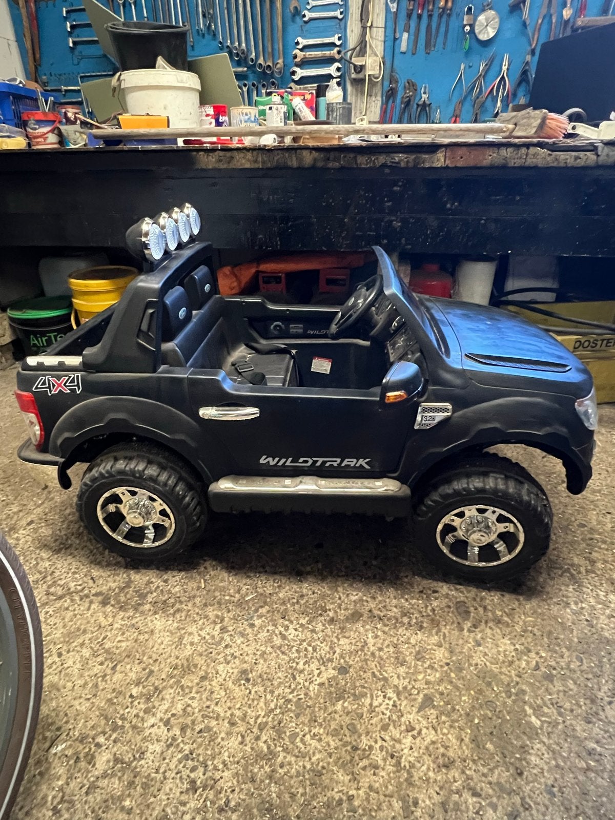 Ford Ranger Wildtrak 4x4 elektrische kinderauto, Gebruikt