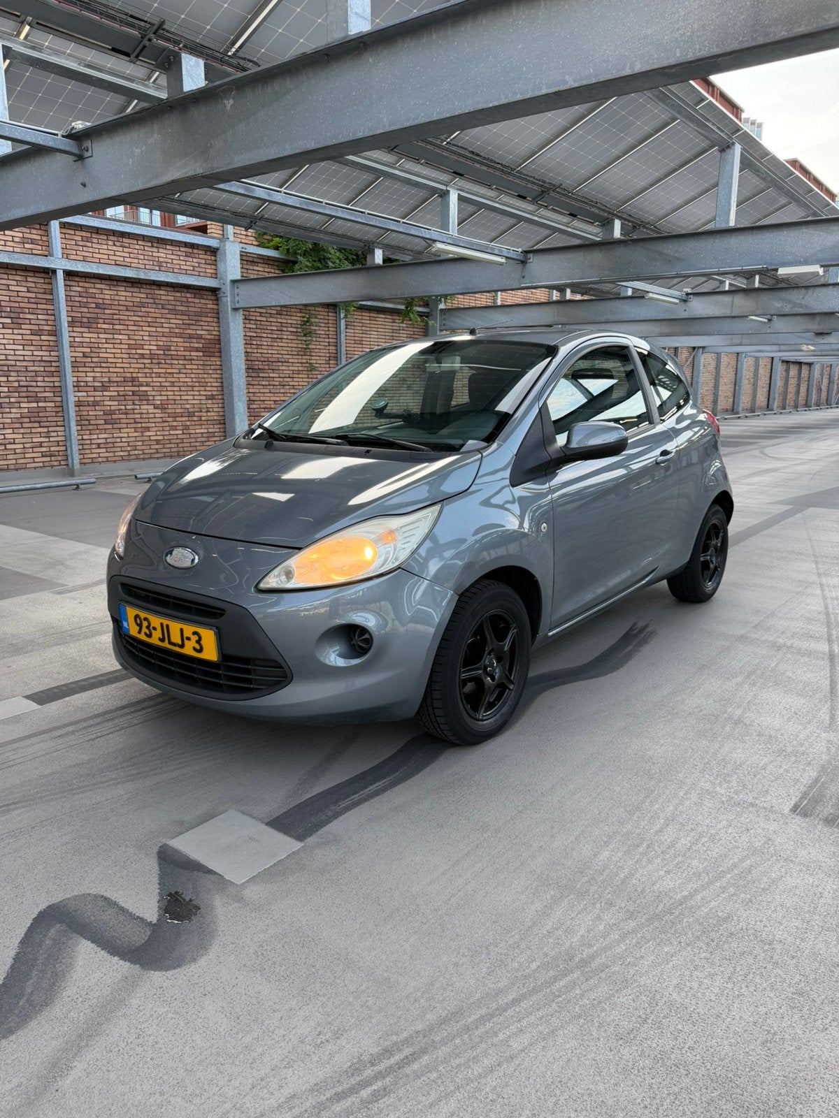 Ford Ka 1.2 2009 Grijs *Apk*Zuinig*Scherp Geprijsd*Aux*, Auto's, Voorwielaandrijving, 1242 cc, 4 cilinders, 4 stoelen