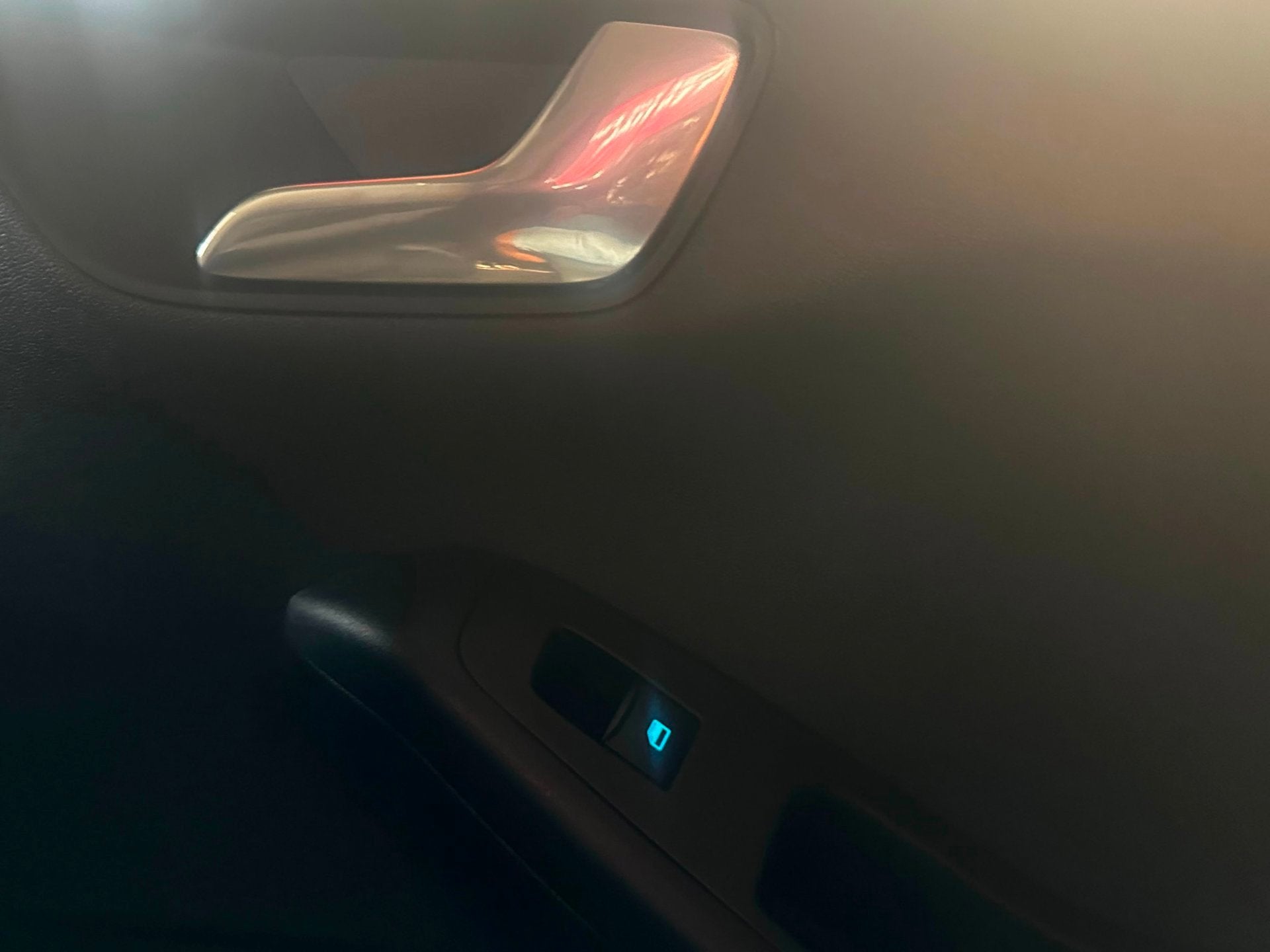 Foto 18 van Ford Fiesta 1.0 EcoBoost Hybrid Active X CARPLAY AUTOMAAT