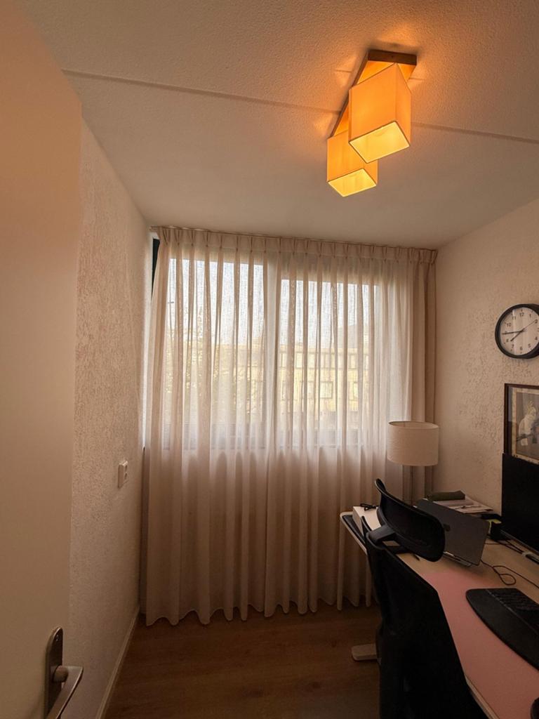 Vitrage zandkleurige gordijnen met dubbele plooi, Huis en Inrichting, Stoffering | Gordijnen en Lamellen, Gebruikt, 200 cm of meer