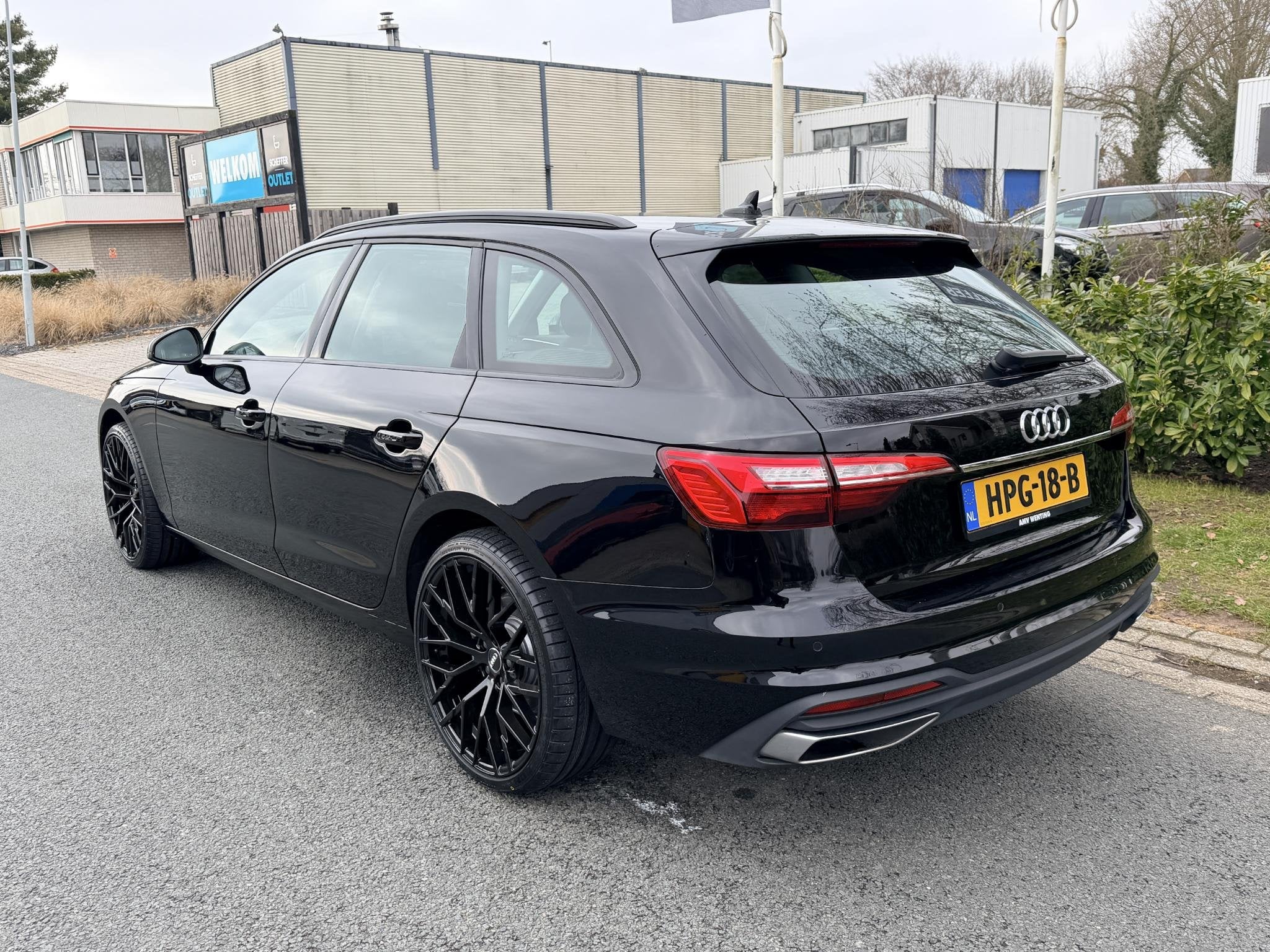 Audi A4 Avant 35 TFSI 150PK Automaat•Navi•Carplay, Auto's, Stof, Gebruikt, Euro 6, 4 cilinders