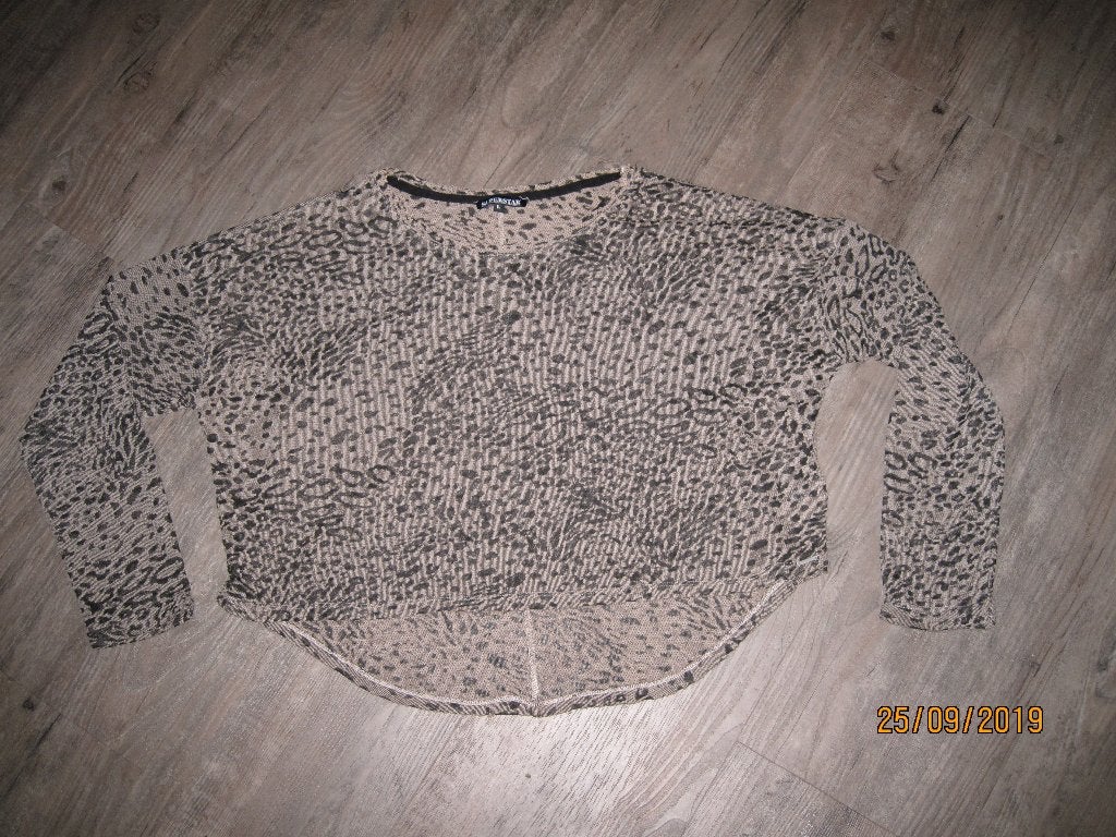 Superstar oversized korte bruine trui maat L, Bruin, Maat 42/44 (L), Ophalen of Verzenden, Gedragen