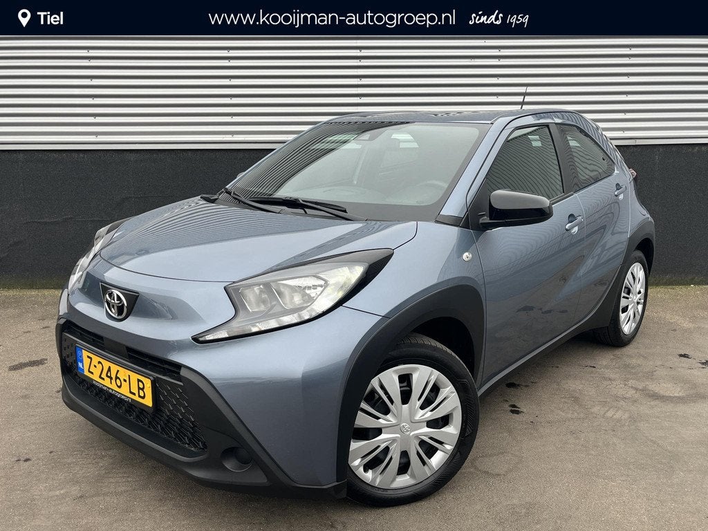 Toyota Aygo X 1.0 VVT-i MT Play Navigatie Apple CarPlay/Andr, Gebruikt, 920 kg, 4 stoelen, Origineel Nederlands