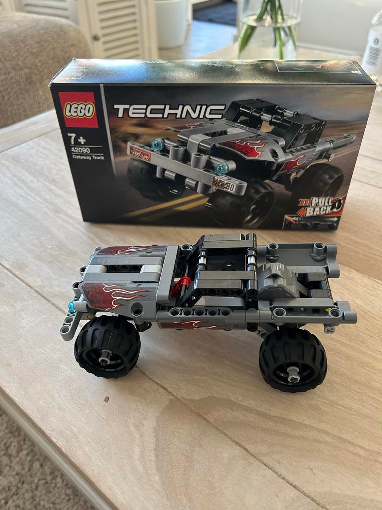 Lego Technic 42090, Ophalen of Verzenden, Zo goed als nieuw, Complete set, Lego