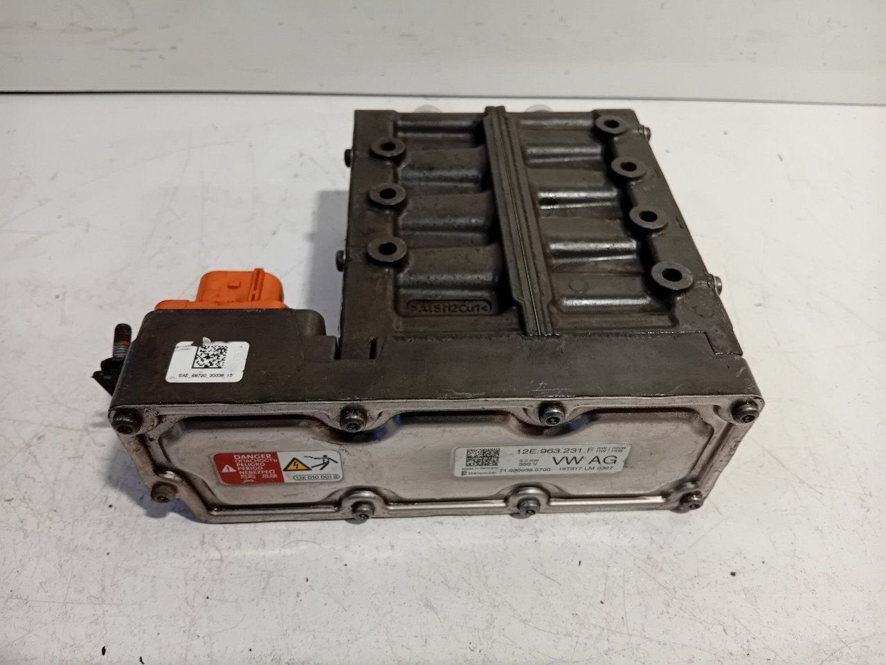 Standkachel Volkswagen Golf, Onderdelen@venauto.nl, Van der Ven Autorecycling B.V., Gebruikt, Ettenseweg 76, 4706 PB Roosendaal, The Netherlands