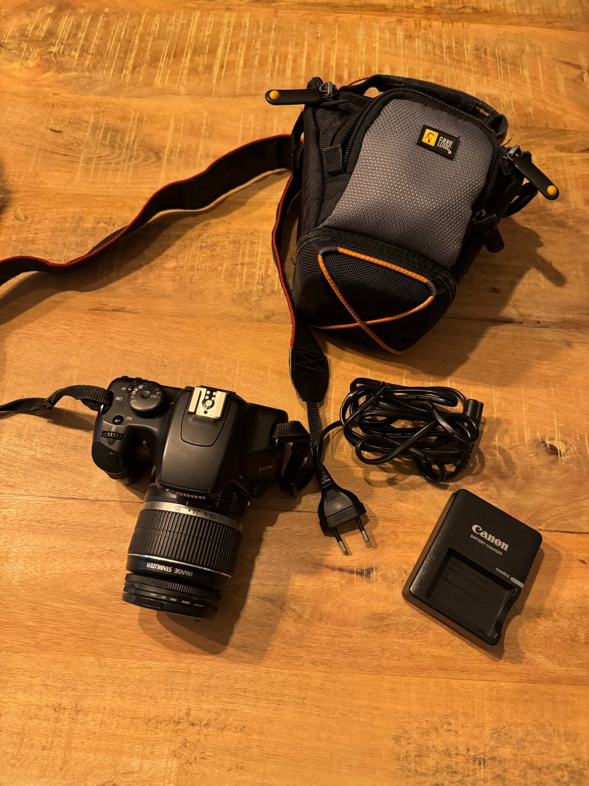 Canon EOS 1000D Spiegelreflexcamera met lens en tas, Gebruikt, Spiegelreflex, Canon, Beeldstabilisatie