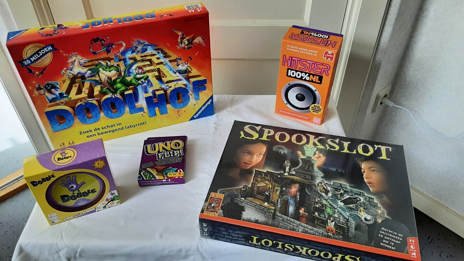4 nieuwe spellen: Doolhof, Spookslot, Dobble, UNO,, Ophalen of Verzenden, Nieuw