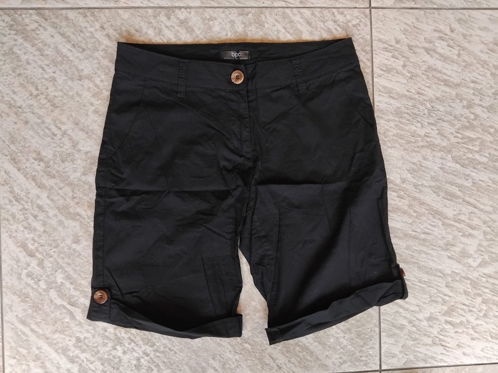 Korte broek zwart maat 36 / S BPC Bonprix broekje short, Kort, Zwart, Ophalen of Verzenden, Zo goed als nieuw