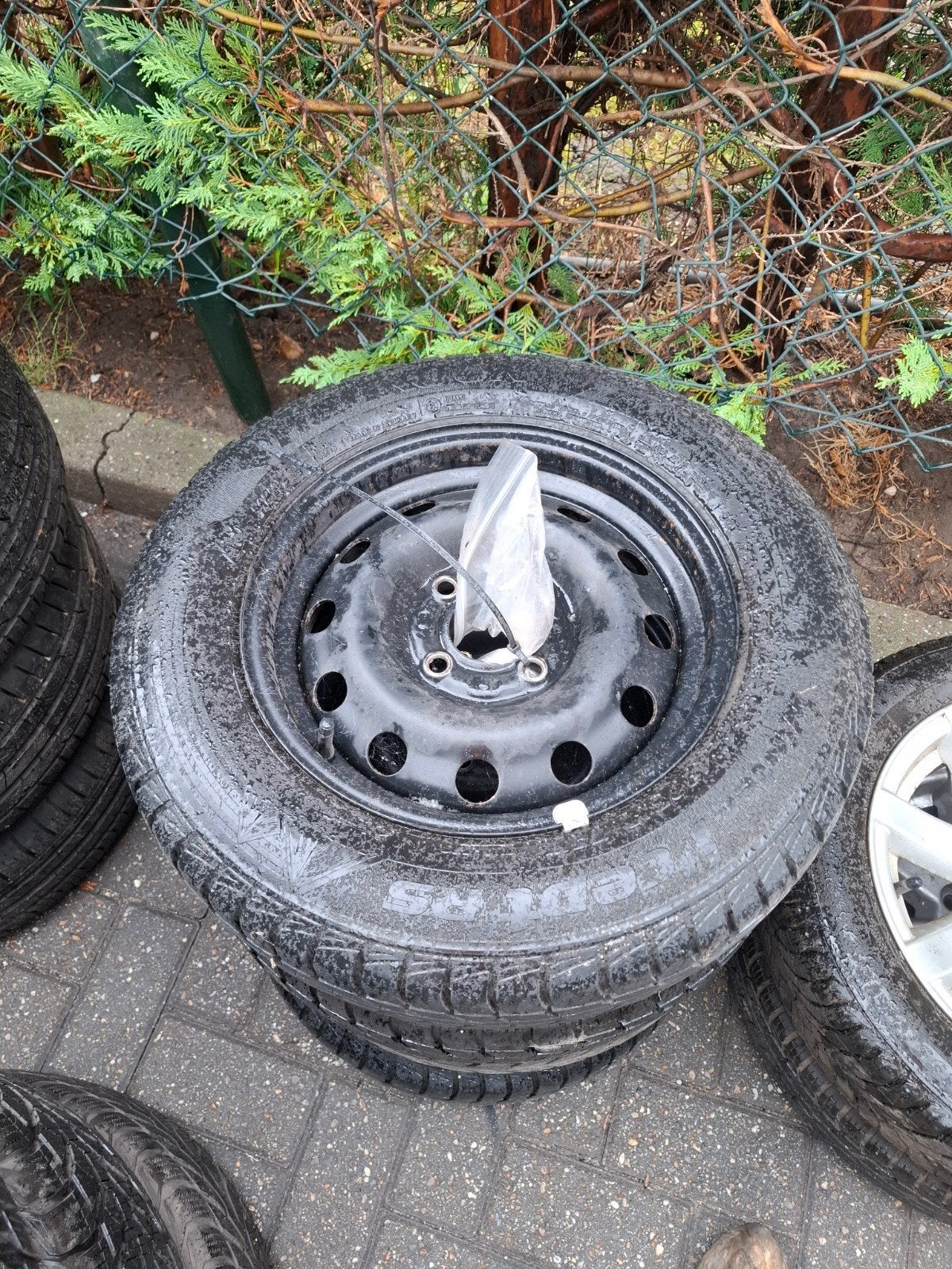 Winterbanden met stalen velgen - 13 inch, 195/65 R13, Auto-onderdelen, Banden en Velgen, Gebruikt, 15 inch, Banden en Velgen, Personenwagen