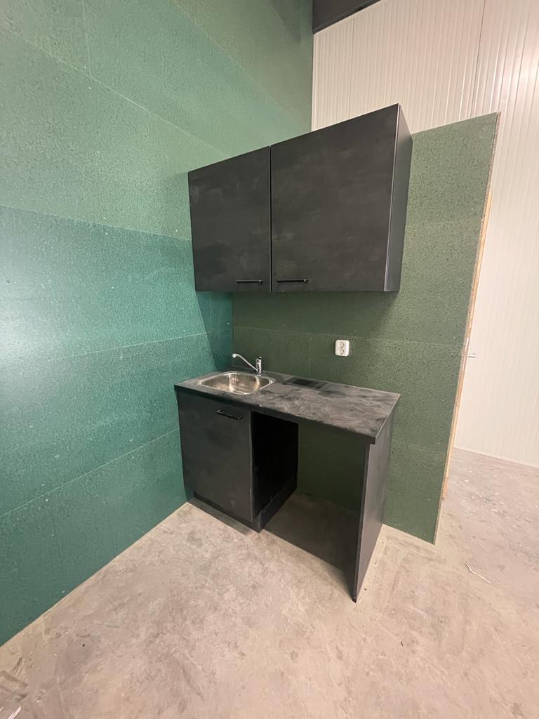 Bedrijfsloods, Zakelijke goederen, Bedrijfs Onroerend goed, 70 m², Huur, Bedrijfsruimte