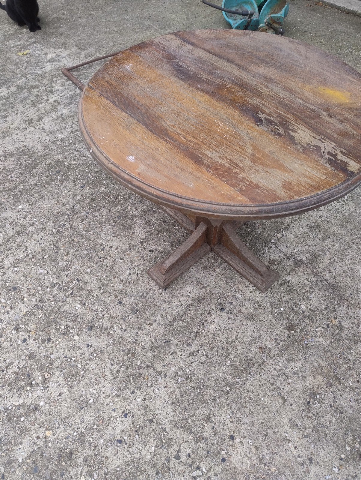 Antieke ronde eiken tafel - opknapper, Ophalen