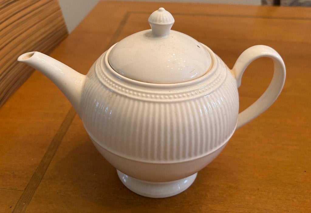 Theepot Wedgwood Windsor, Ophalen