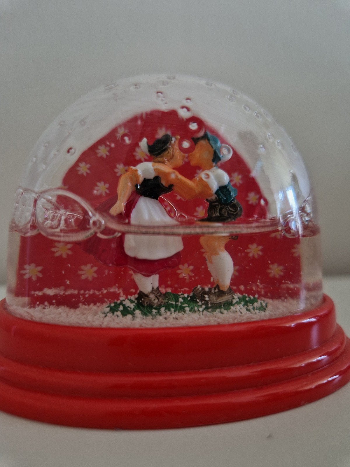Sneeuwbol Oostenrijk Zwitserland tirol souvenir, Ophalen of Verzenden, Zo goed als nieuw