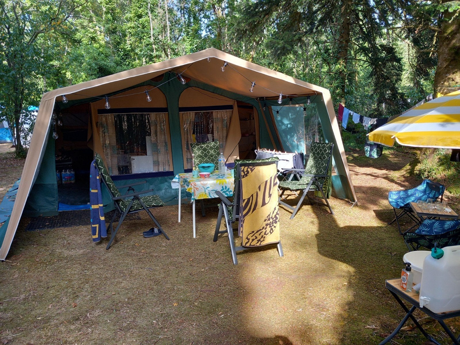 Trigano Vendome GL Vouwwagen - Ruim en Degelijk, Caravans en Kamperen, Ophalen, Trigano, Beige, Aanwezig