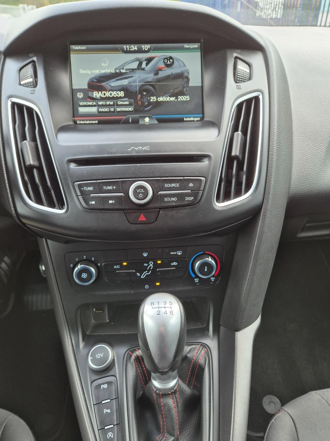 Foto 20 van Ford Focus Wagon 1.5 Black Edition ST Look *AKTIEPRIJS!