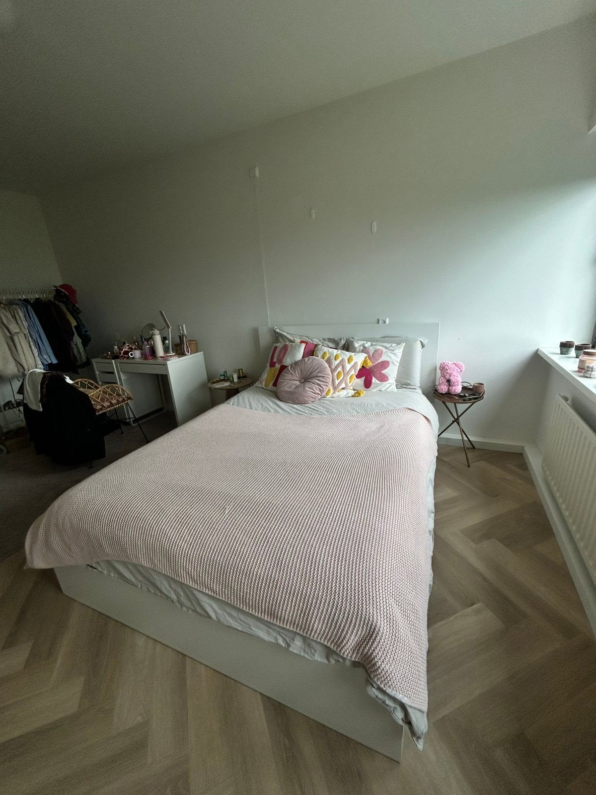 Ikea bed 140x200cm wit met lades, Ophalen, Zo goed als nieuw, Twijfelaar, Ledikant met lades