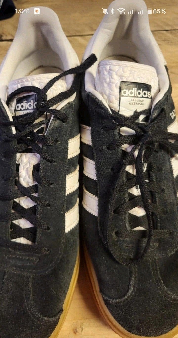 Adidas Gazelle sneakers maat 42 zwart met witte streep, Verzenden, Zwart, Adidas, Sneakers of Gympen